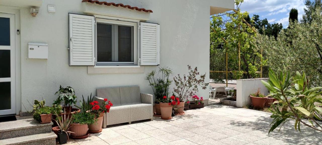 Paklenica Sport Apartments Starigrad Exterior photo
