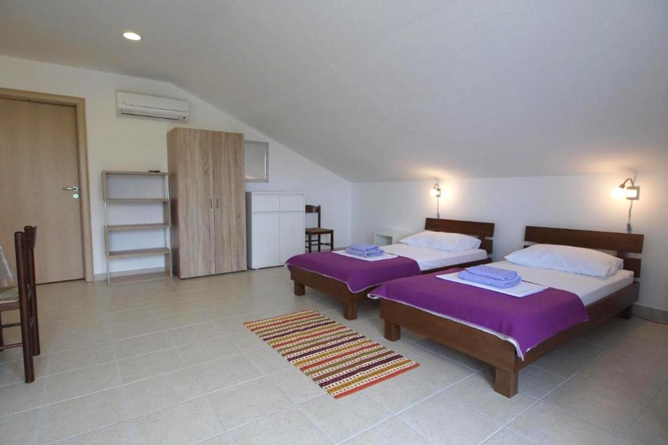 Paklenica Sport Apartments Starigrad Exterior photo